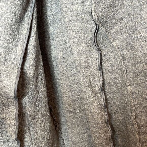 Tahari Long Open Front Grey Wool Duster Cardigan Sweater. Size Medium. - Picture 10 of 10